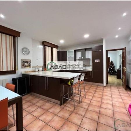 Santuchu Apartamento Elegante Con Wifi Bilbao Esterno foto